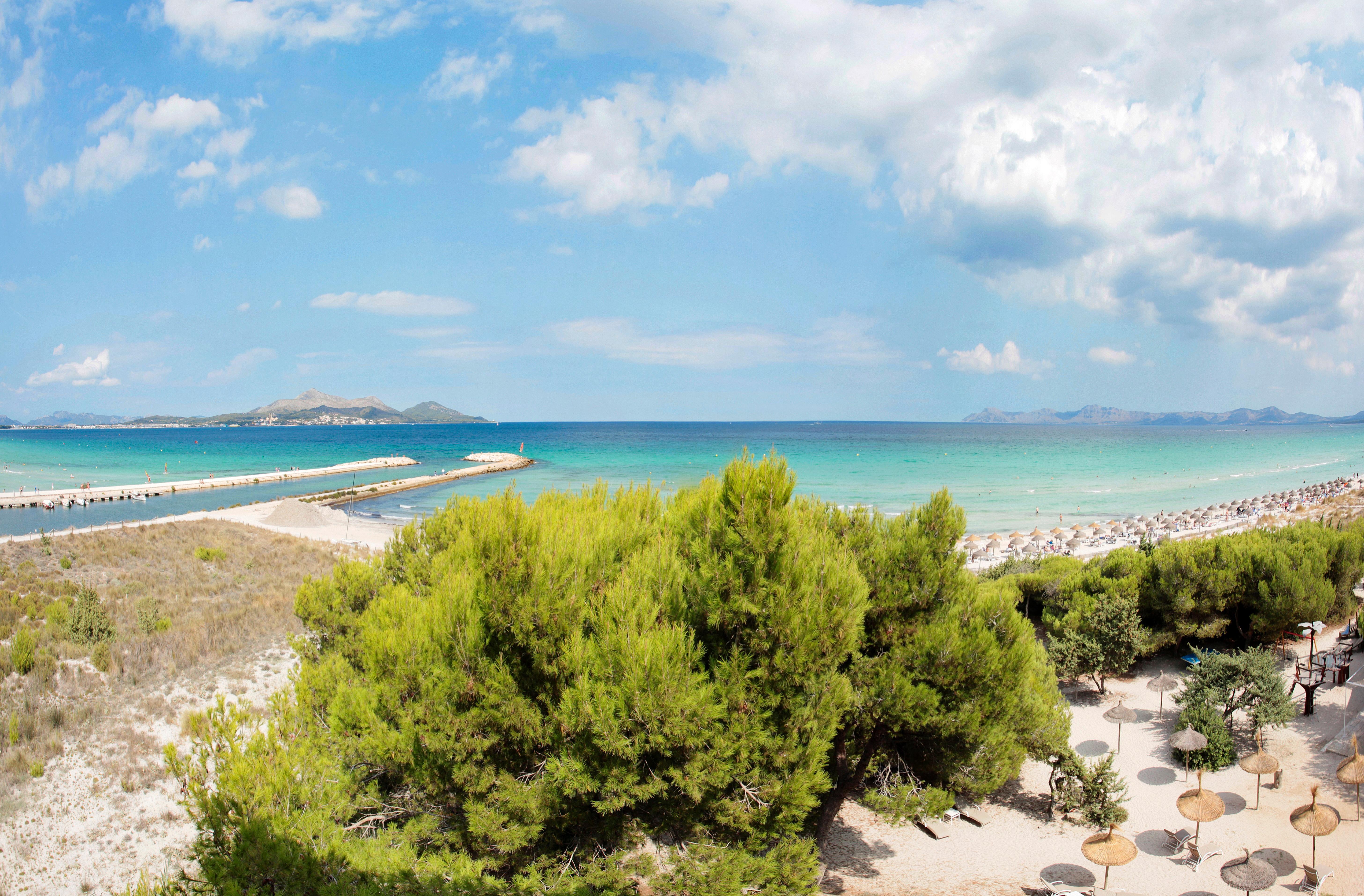 Grupotel Parc Natural & Spa Playa de Muro  Exterior photo View of the bay