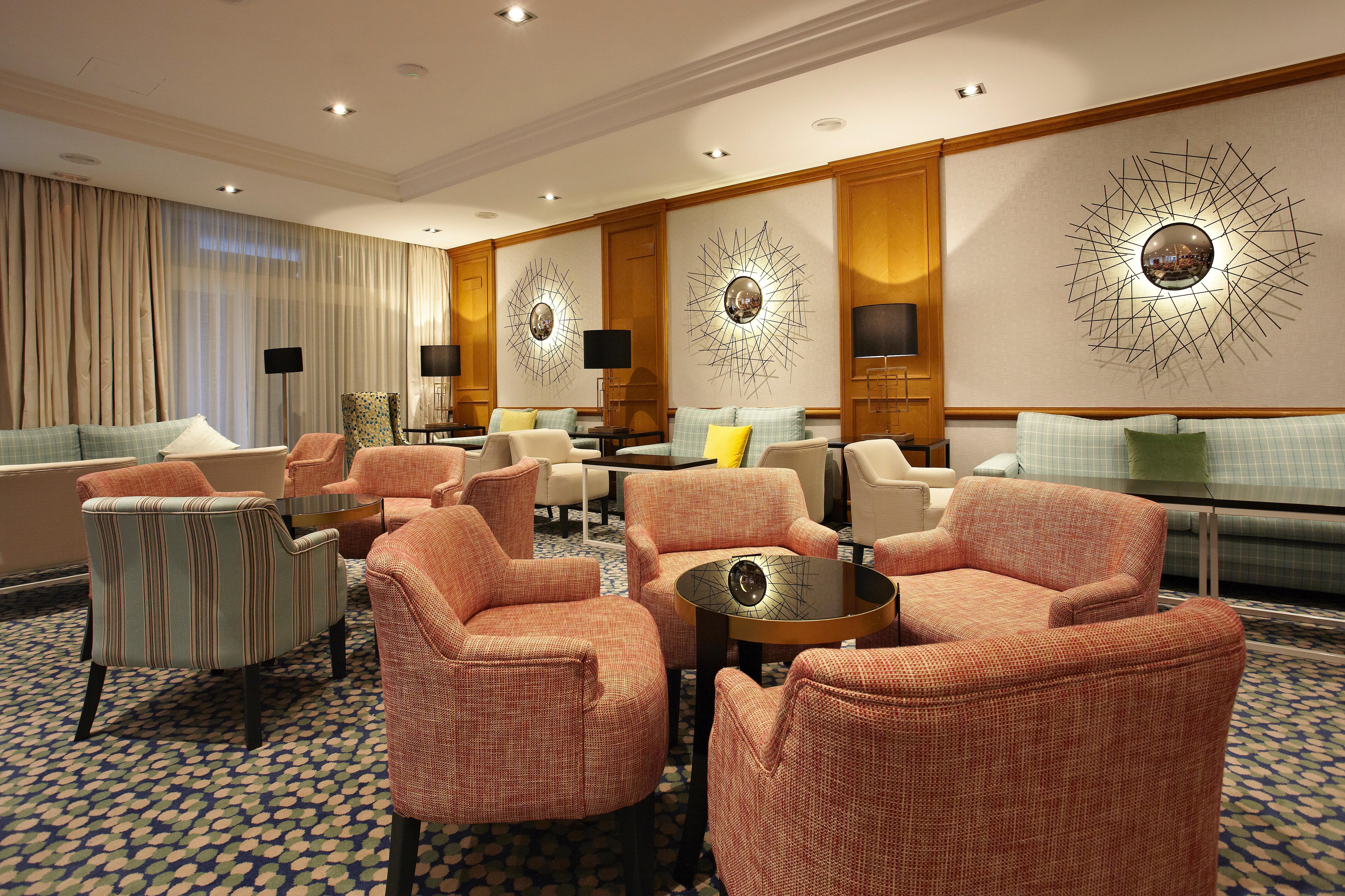 Grupotel Parc Natural & Spa Playa de Muro  Exterior photo The lounge at the airport