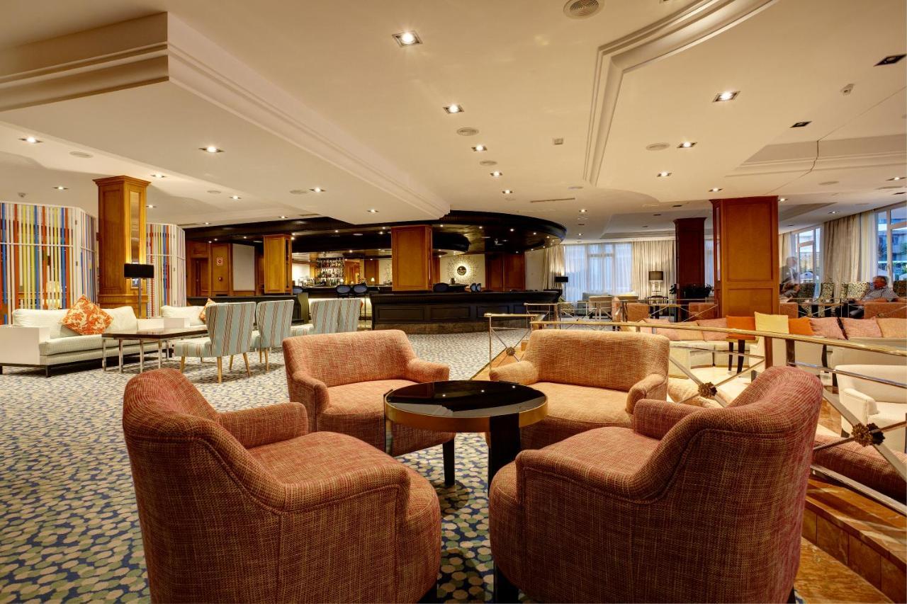 Grupotel Parc Natural & Spa Playa de Muro  Exterior photo The lobby