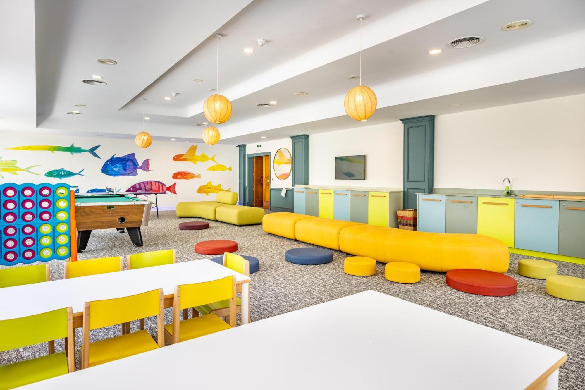 Grupotel Parc Natural & Spa Playa de Muro  Exterior photo The children's area